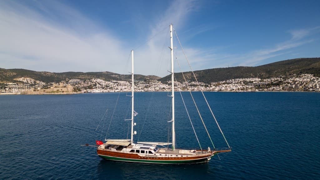 Yacht Variety